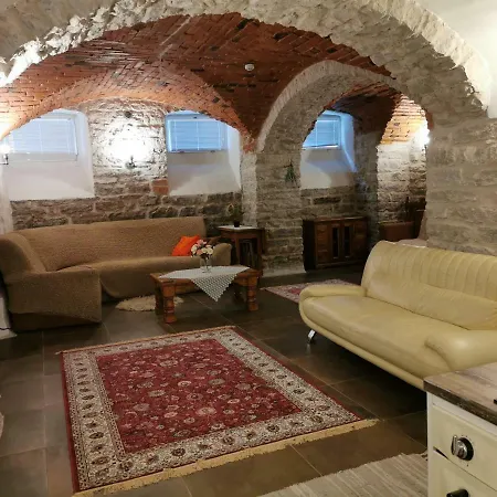 City Center Cozy Studio Apartment